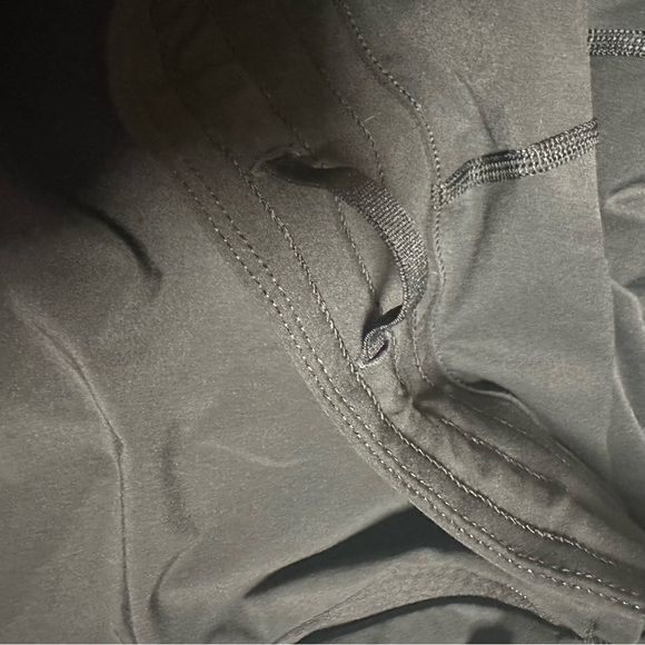 Lululemon Black Tennis Skirt Womens Black Size 10 Reflective Skort Athleisure - Picture 7 of 7